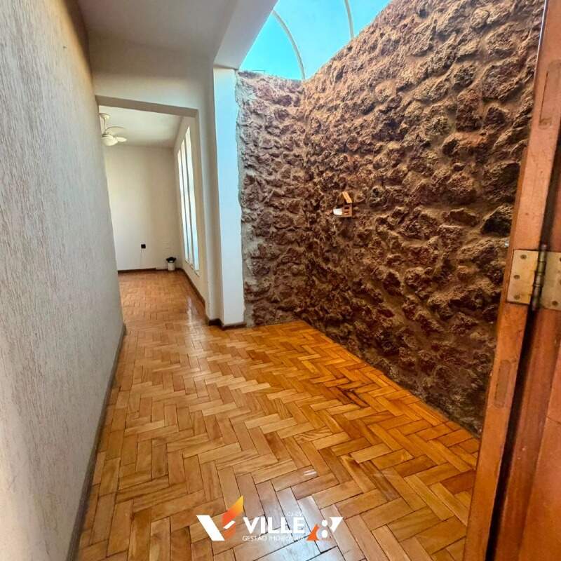 Casa à venda no Vila João Ribeiro: 