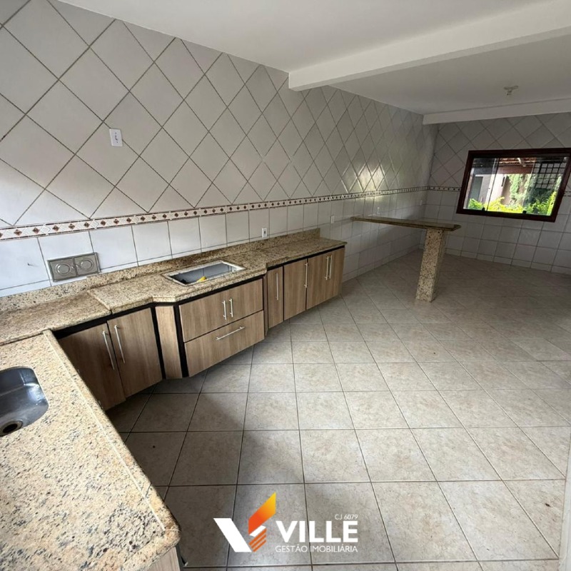 Casa à venda no Guilhermina Vieira Chaer: 