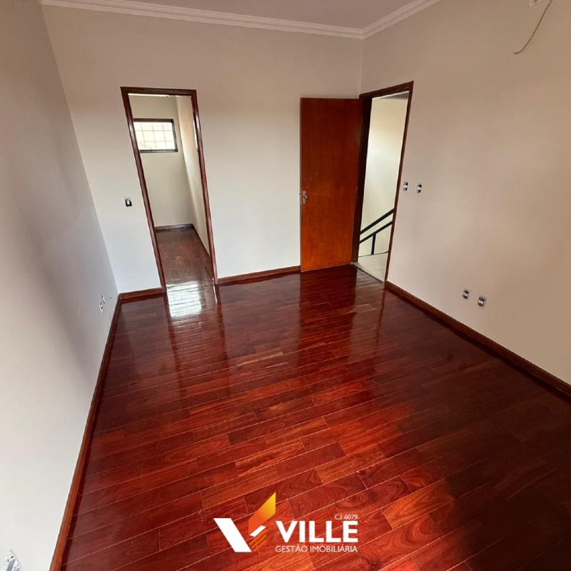 Casa à venda no Guilhermina Vieira Chaer: 