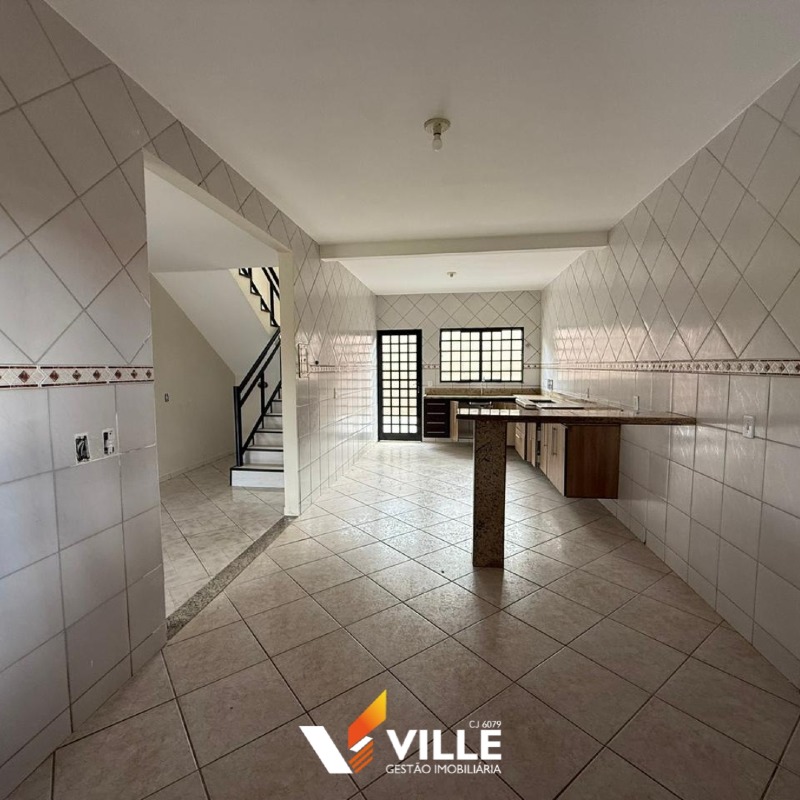 Casa à venda no Guilhermina Vieira Chaer: 