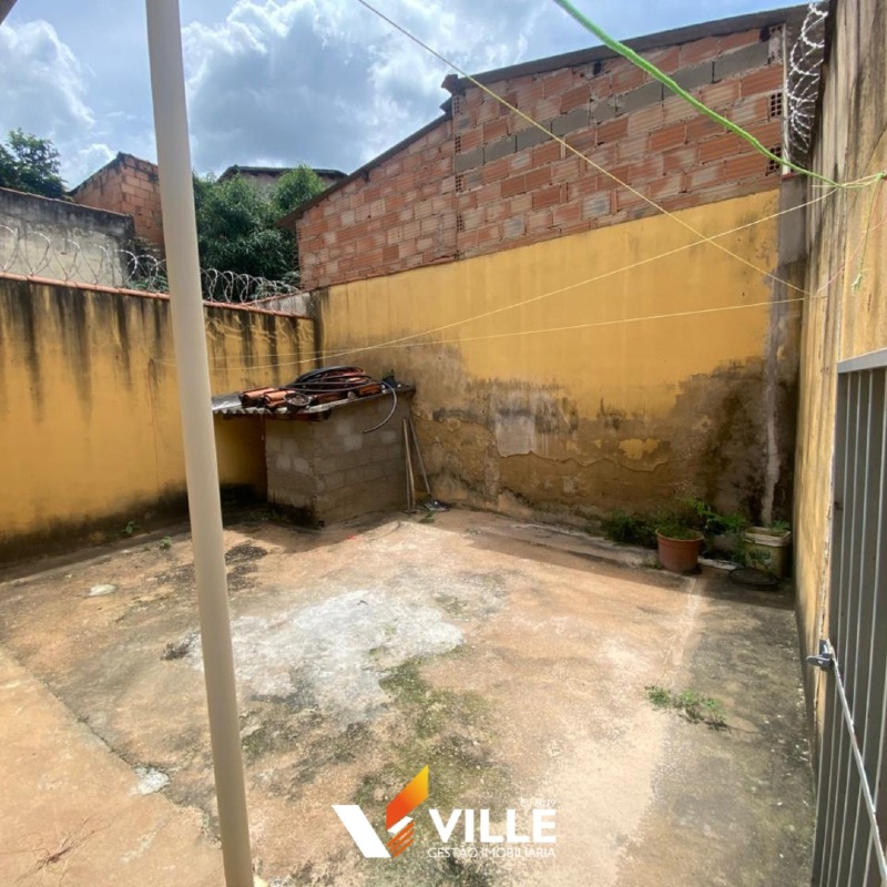 Casa à venda no Armando Santos: 