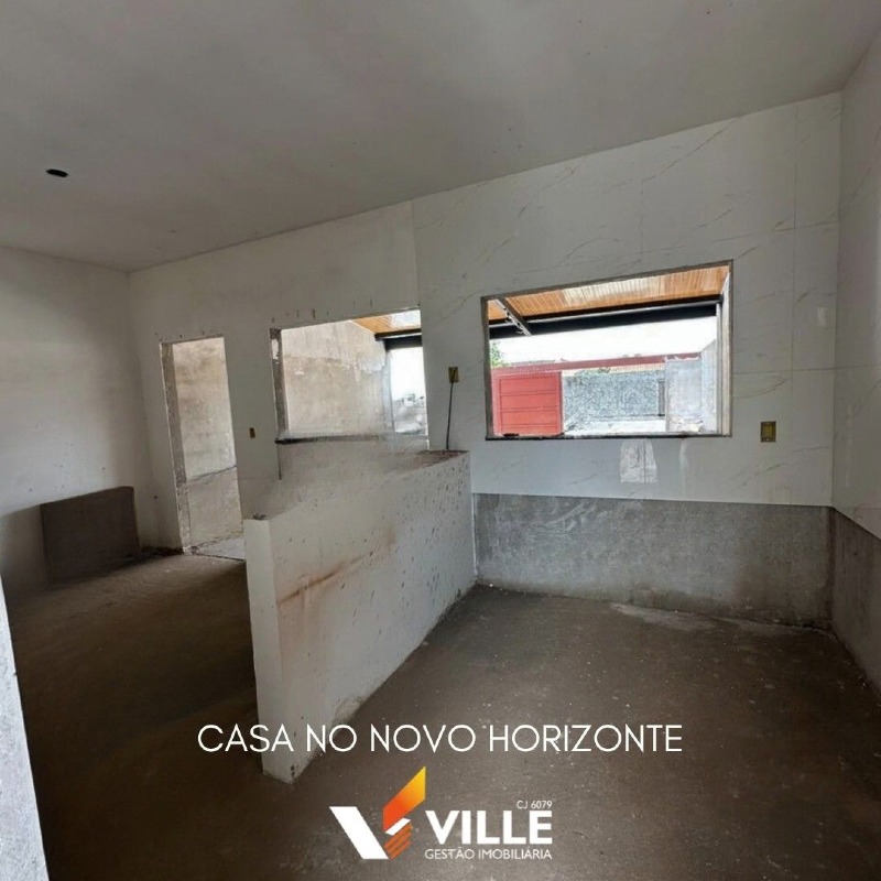 Casa à venda no Novo Horizonte: 