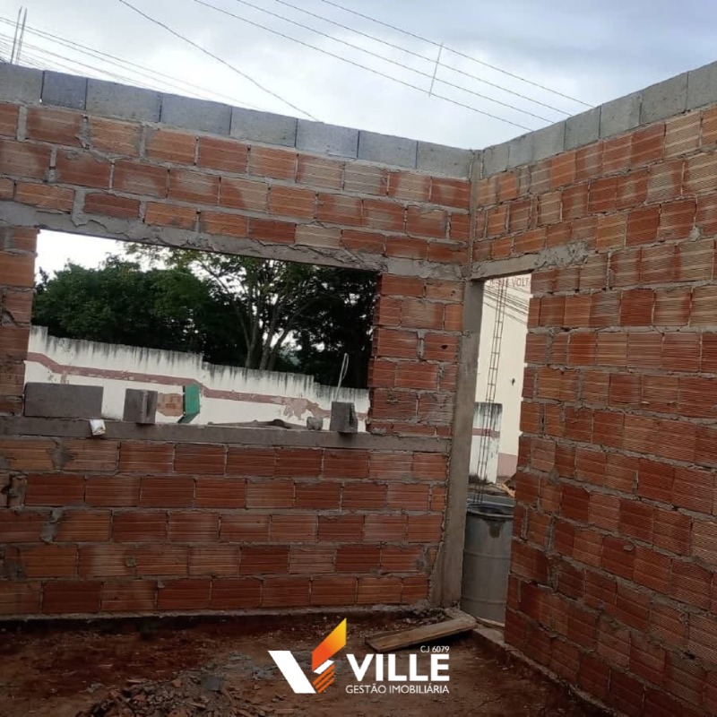 Casa à venda no Urciano Lemos: 