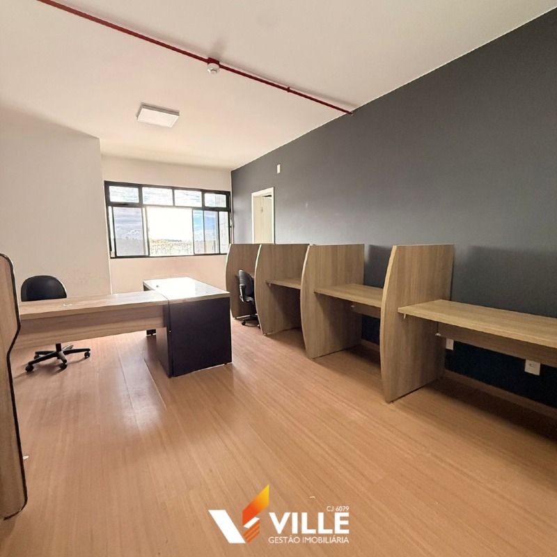 Sala à venda no Centro: 