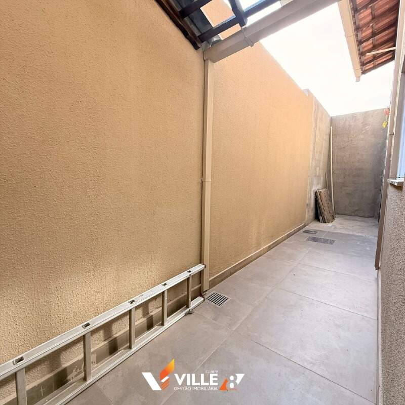 Casa à venda no Jardim Europa V: 