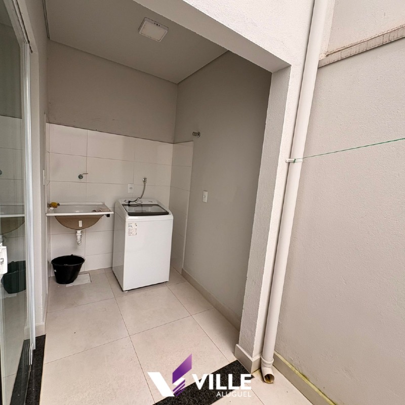 Apartamento para aluguel no Guilhermina Vieira Chaer: 