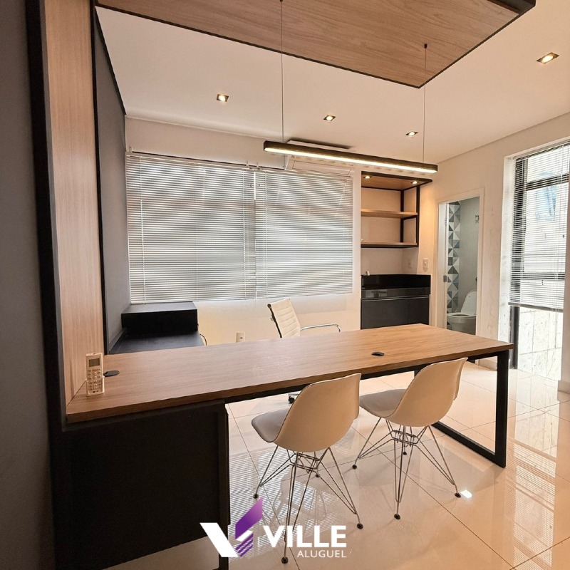 Sala para aluguel no Centro: 