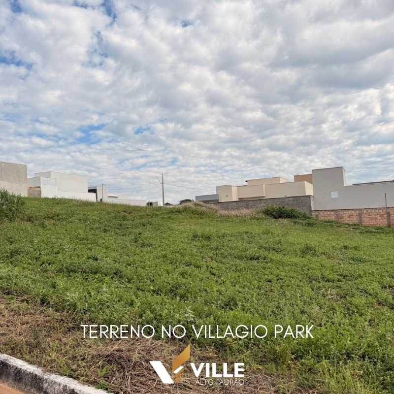 Lote em condomínio à venda no Condomínio Villagio Park: 