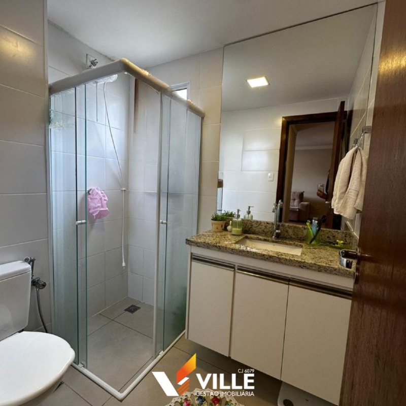 Apartamento à venda no Guilhermina Vieira Chaer: 