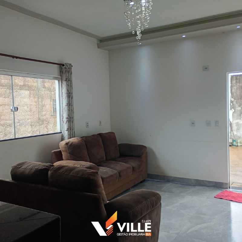 Casa à venda no Jardim: 