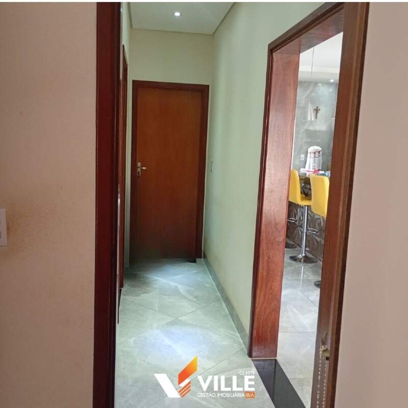 Casa à venda no Jardim: 