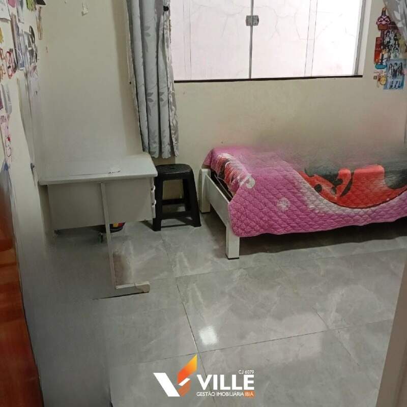 Casa à venda no Jardim: 