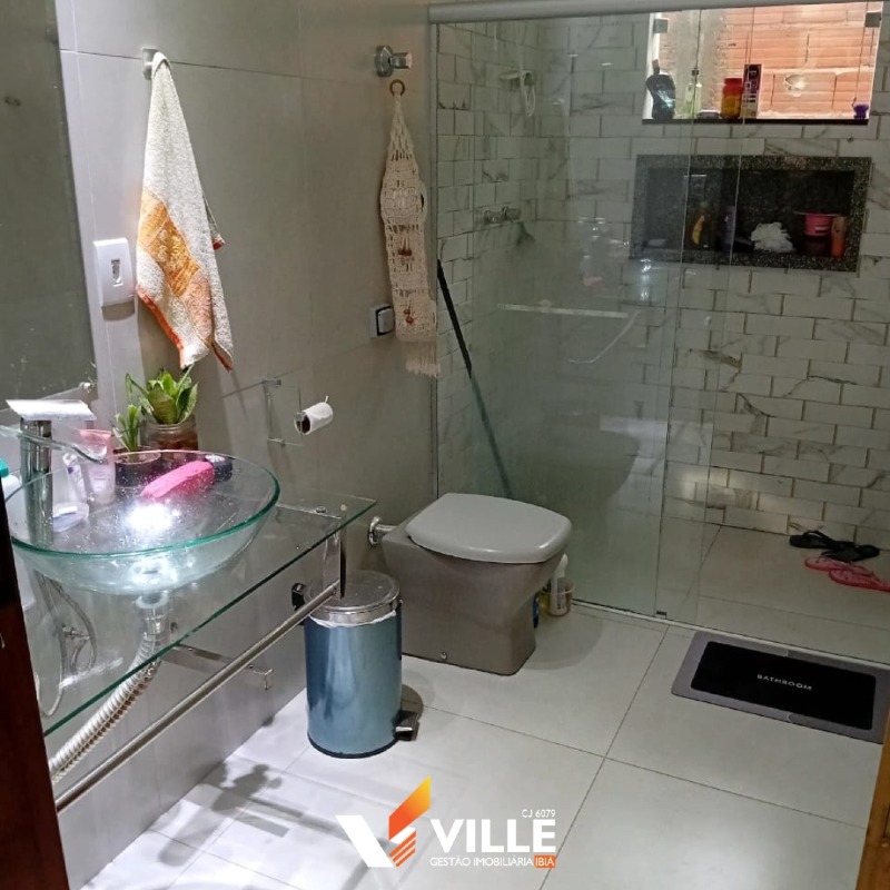 Casa à venda no Jardim: 