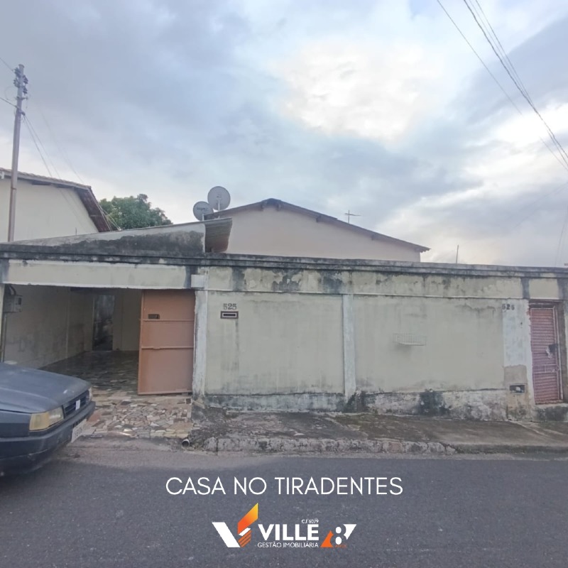 Casa à venda no Tiradentes: 