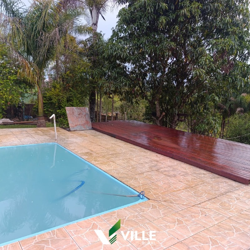 Sala à venda no Área Rural : 