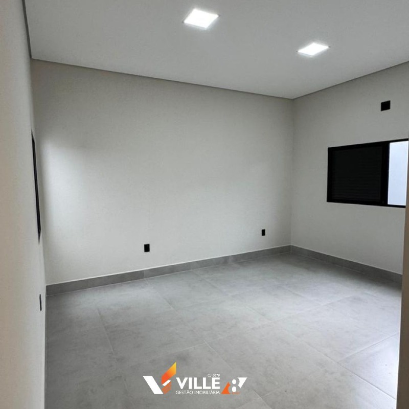 Casa à venda no Jardim Europa V: 