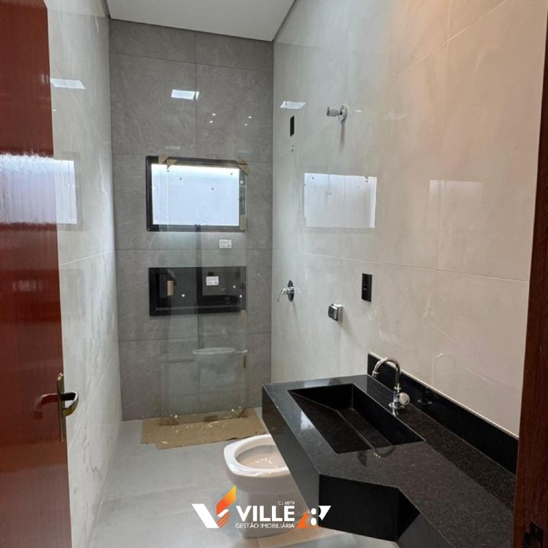 Casa à venda no Jardim Europa V: 