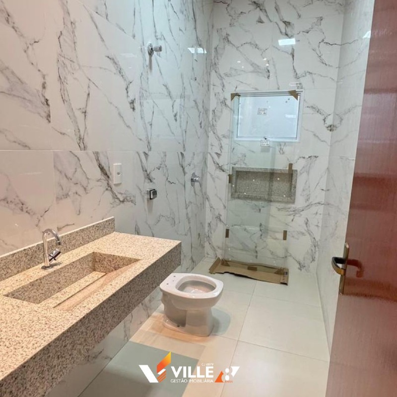 Casa à venda no Jardim Europa V: 