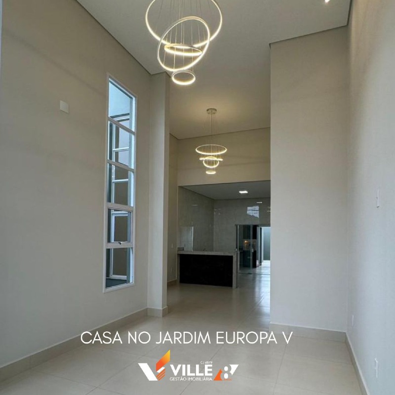 Casa à venda no Jardim Europa V: 