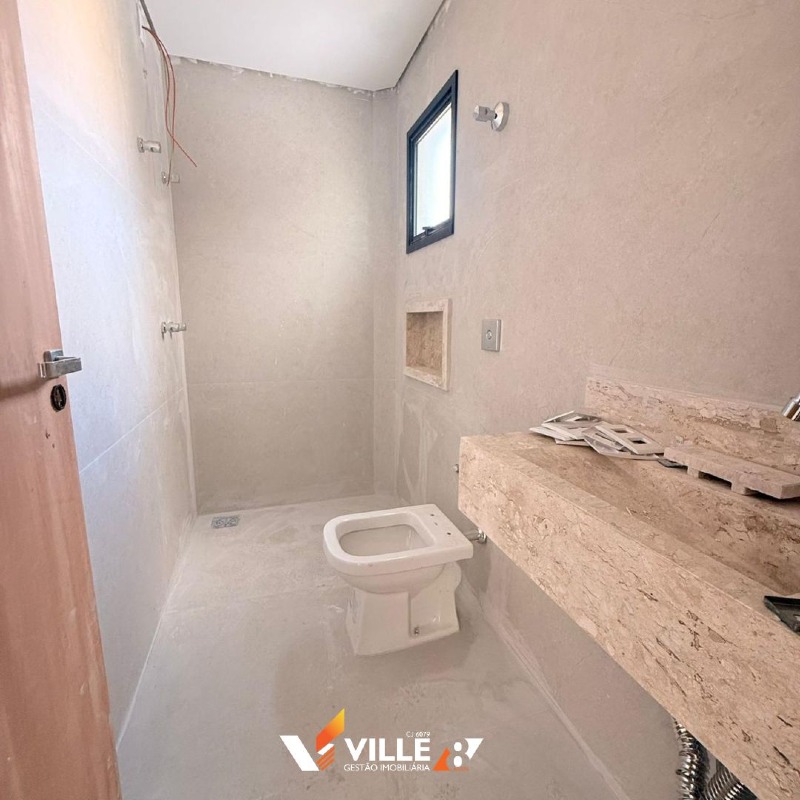 Apartamento à venda no Guilhermina Vieira Chaer: 