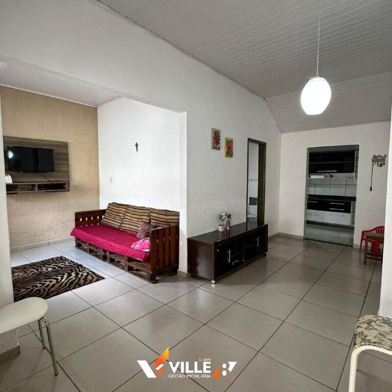 Casa à venda no Urciano Lemos: 