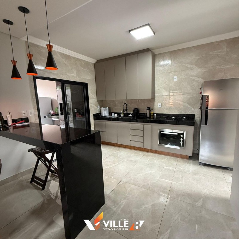 Casa à venda no Jardim Europa IV: 