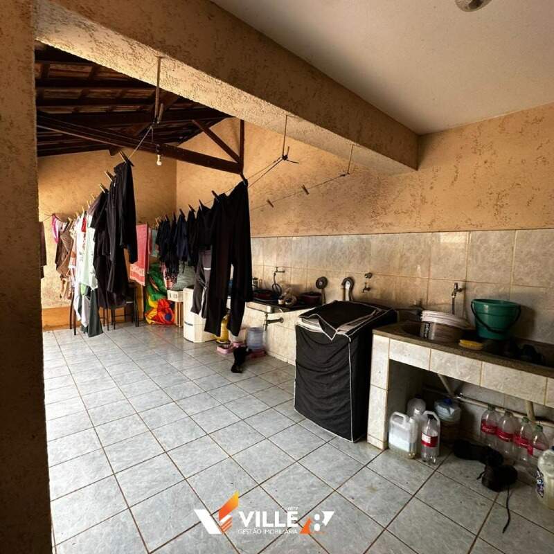 Casa à venda no Pão de Açúcar : 