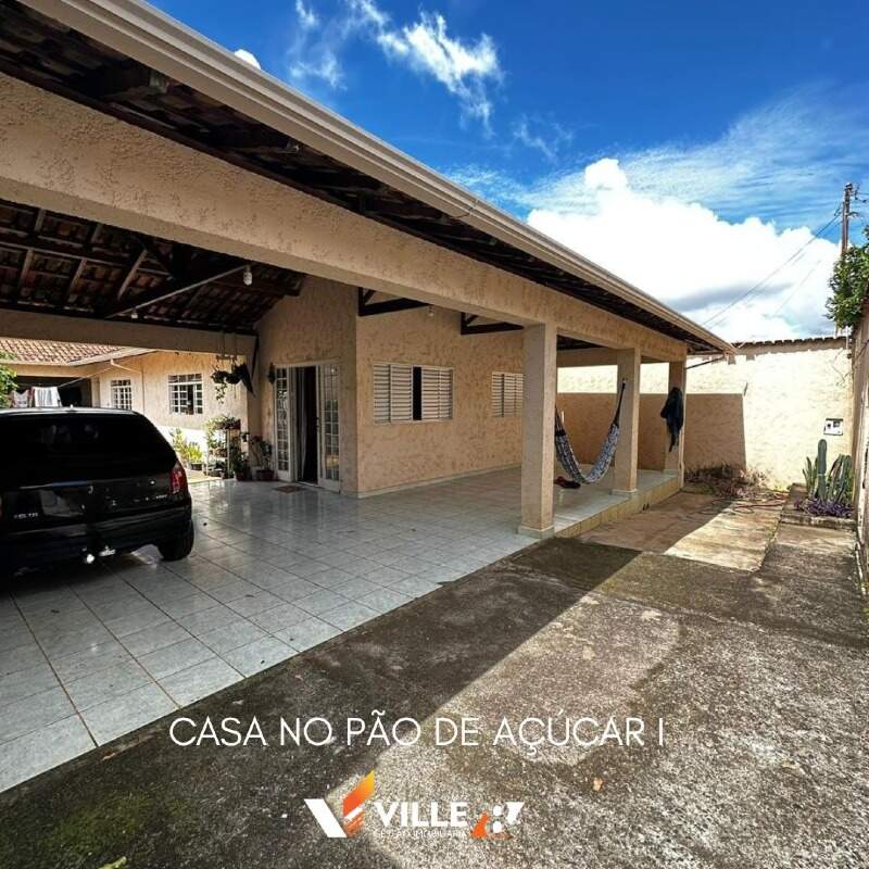 Casa à venda no Pão de Açúcar : 