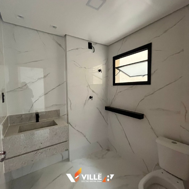 Apartamento à venda no Guilhermina Vieira Chaer: 