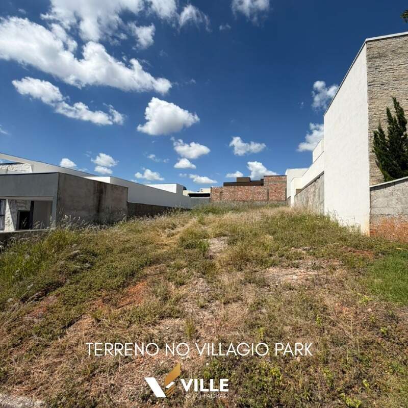 Lote em condomínio à venda no Condomínio Villagio Park: 