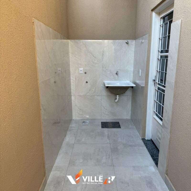 Casa à venda no Jardim Europa V: 