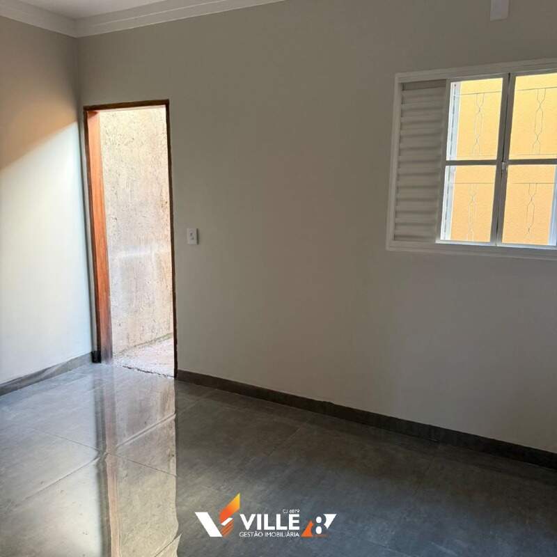 Casa à venda no Jardim Europa V: 