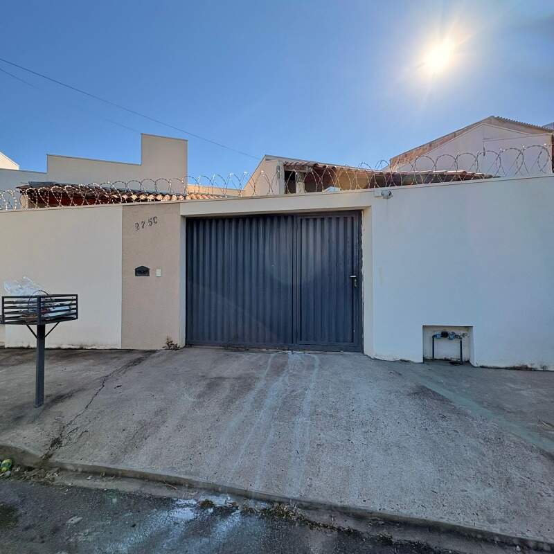 Casa para aluguel no Jardim Europa IV: 
