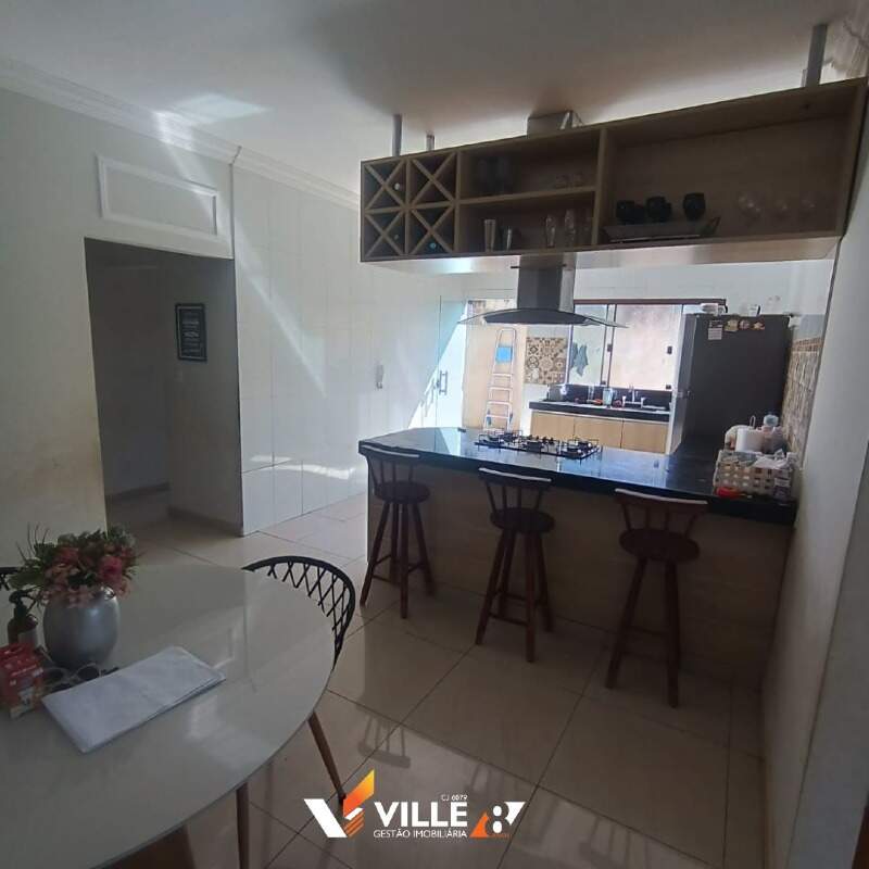 Casa à venda no Jardim Europa II: 