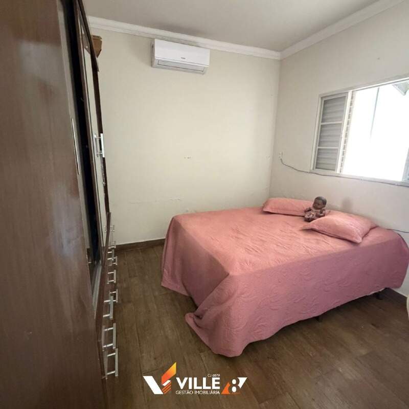 Casa à venda no Mangueira II: 