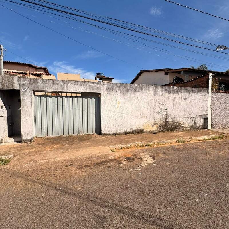 Casa para aluguel no Alvorada: 