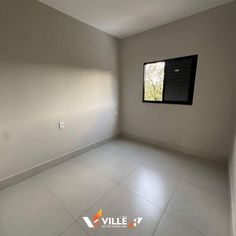 Apartamento à venda no Guilhermina Vieira Chaer: 