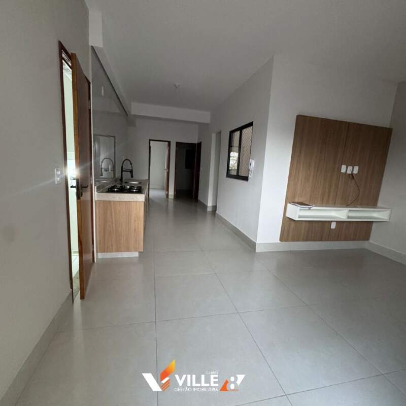 Apartamento à venda no Guilhermina Vieira Chaer: 