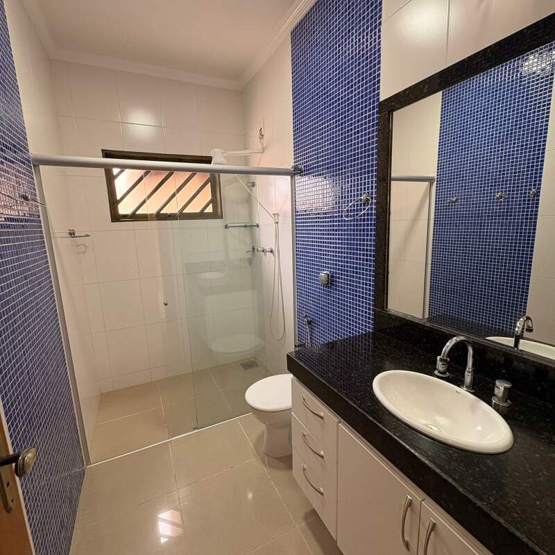 Casa para aluguel no Vila Silvéria: 