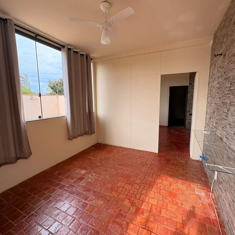 Casa para aluguel no Vila Silvéria: 