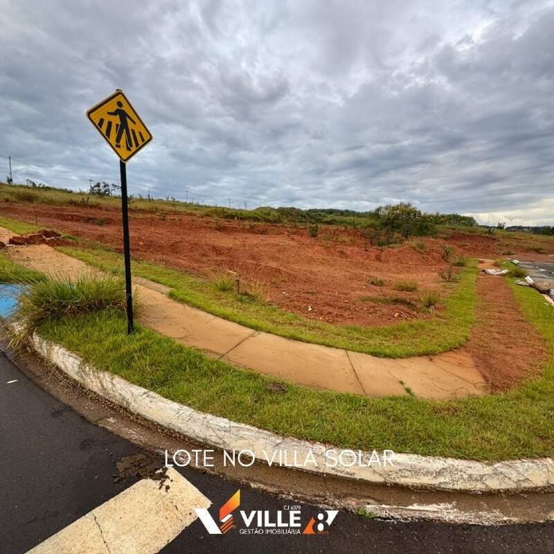 Lote à venda no Villa Solar : 