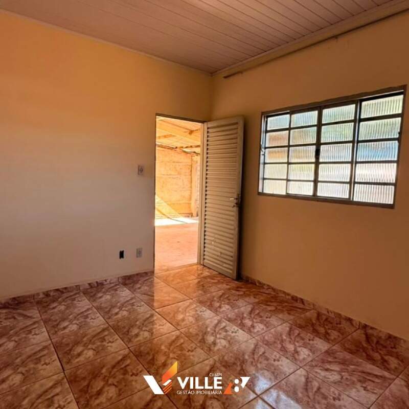 Casa à venda no Cincinato de Ávila : 