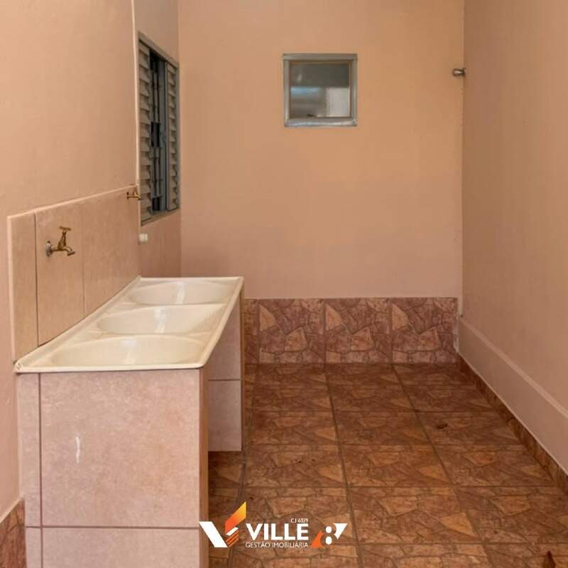 Casa à venda no Cincinato de Ávila : 