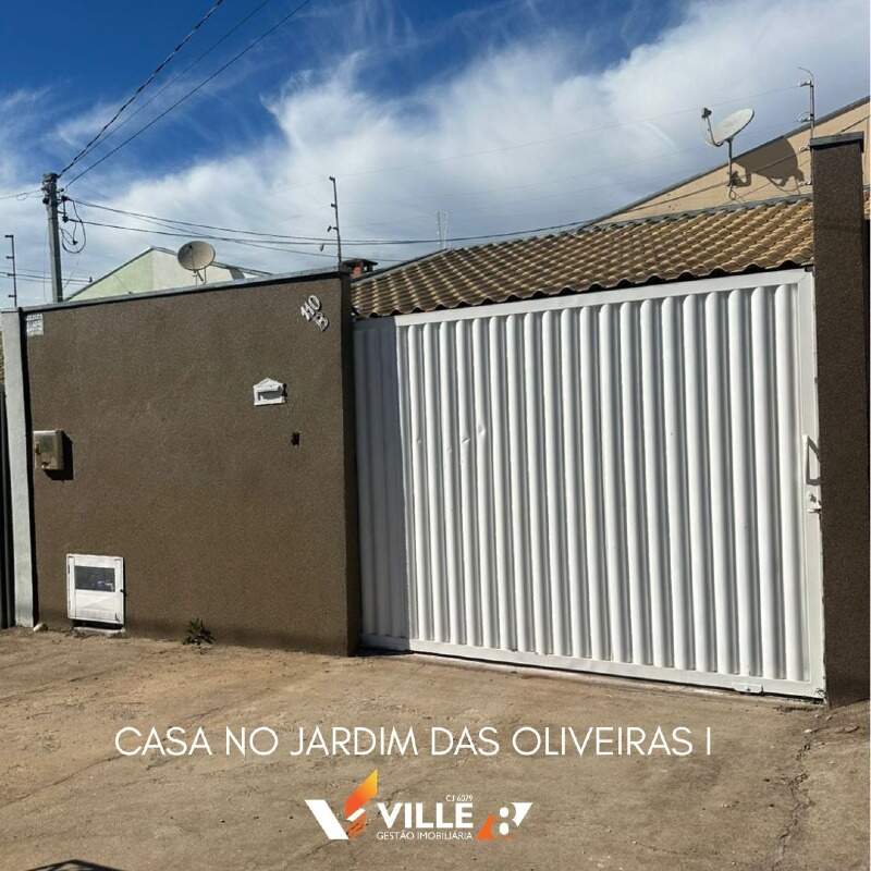 Casa à venda no Jardim das Oliveiras I : 
