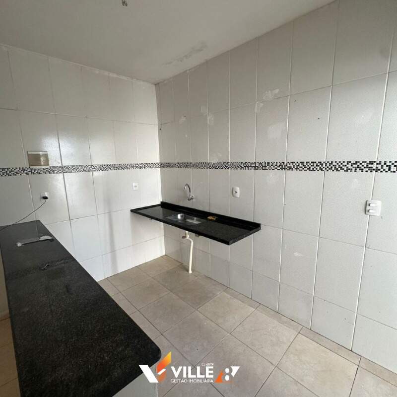 Casa à venda no Jardim das Oliveiras I : 