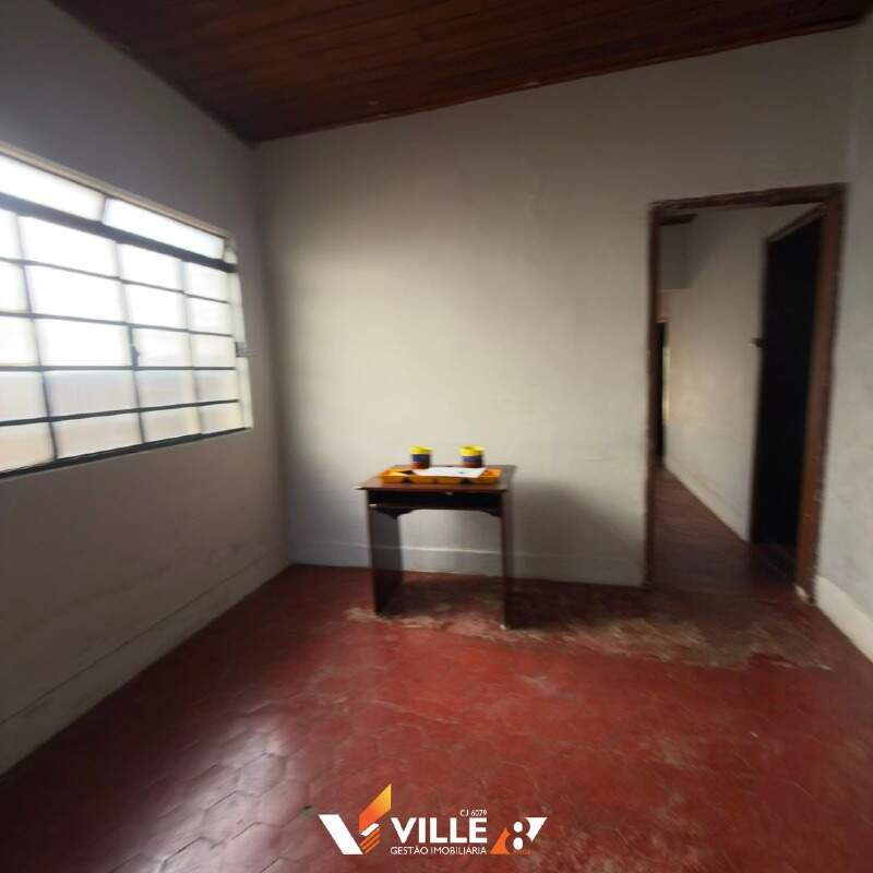 Casa à venda no Centro: 