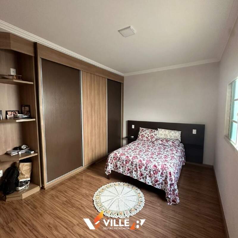 Casa à venda no Portal do Camburi: 