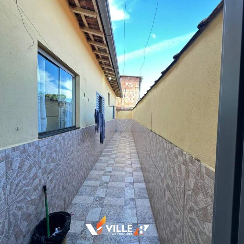 Casa à venda no Bom Jesus: 