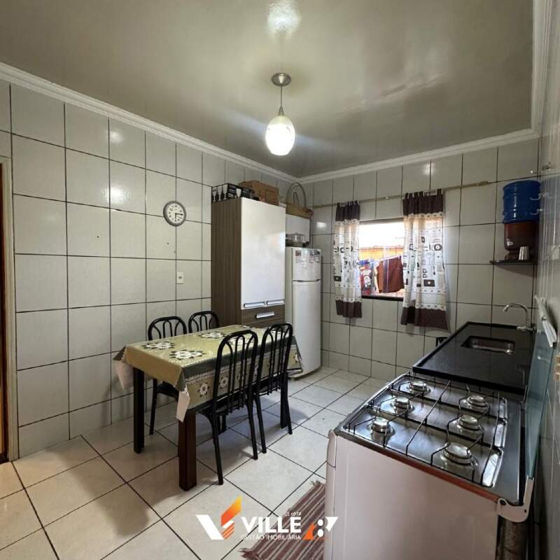 Casa à venda no Bom Jesus: 