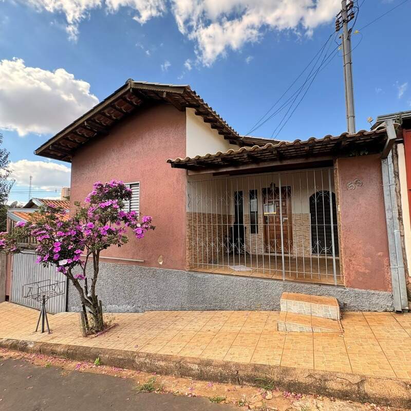 Casa para aluguel no Vila Fertiza: 